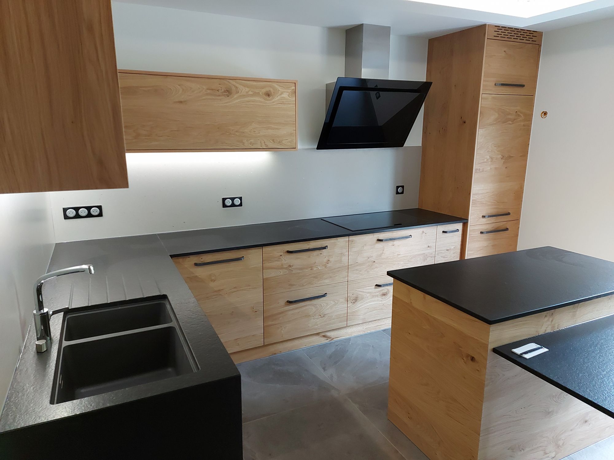 CUISINE CHENE ET GRANIT Cernay